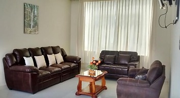 Royal Kerkus Hotel