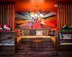 Hotel Zed Kelowna