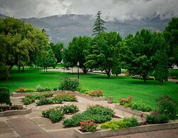 Hotel Zed Kelowna