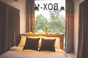 Crystal Box Hotel