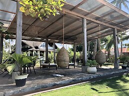 Sandy Feet Siargao
