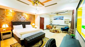 Lantana Hotel