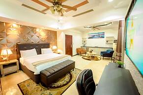 Lantana Hotel