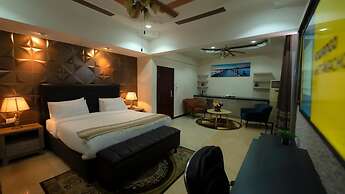 Lantana Hotel