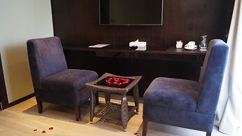 C Hotel