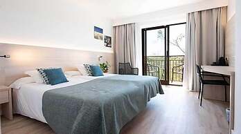 Hotel Playa Mondrago