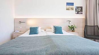 Hotel Playa Mondrago