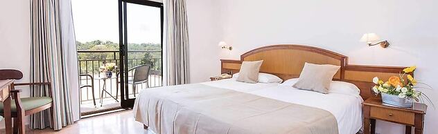 Hotel Playa Mondrago