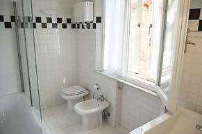 N12 Design Accomodation Alpha