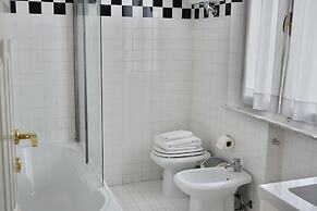 N12 Design Accomodation Alpha
