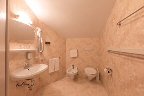 Berghotel Zum Zirm