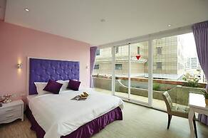 Lion King Hotel