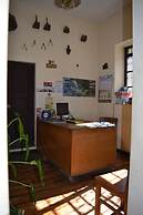 El Tuco Hotel