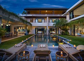 Pantai Indah Villas