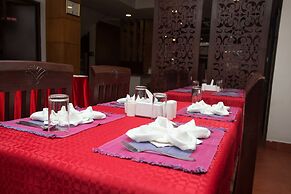 Hotel Jay Suites