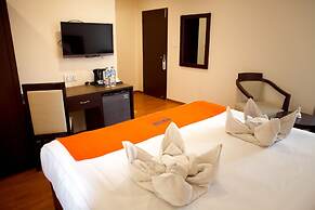 Hotel Jay Suites