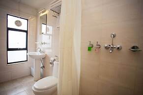 Hotel Jay Suites
