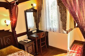 Hotel Alp Guesthouse