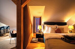 Old Royal Post Boutique Hotel & Premium Suites