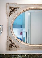 Old Royal Post Boutique Hotel & Premium Suites