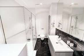 Old Royal Post Boutique Hotel & Premium Suites