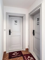 Old Royal Post Boutique Hotel & Premium Suites
