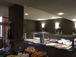TM Deluxe Hotel