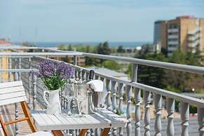 TM Deluxe Hotel