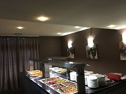 TM Deluxe Hotel