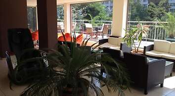 TM Deluxe Hotel