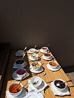 TM Deluxe Hotel