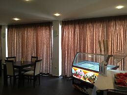 TM Deluxe Hotel