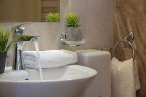 TM Deluxe Hotel