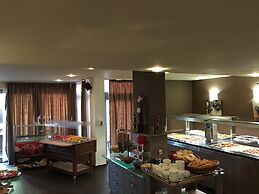 TM Deluxe Hotel
