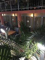 TM Deluxe Hotel