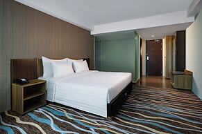 Swiss-Belhotel Waterfront Makassar