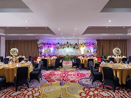 Swiss-Belhotel Waterfront Makassar