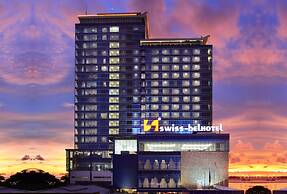 Swiss-Belhotel Waterfront Makassar