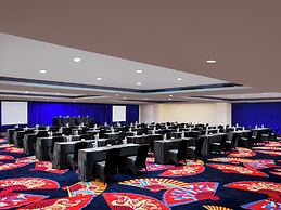 Swiss-Belhotel Waterfront Makassar