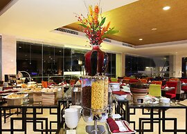 Swiss-Belhotel Waterfront Makassar