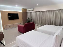 Swiss-Belhotel Waterfront Makassar