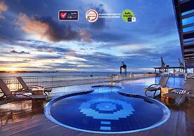 Swiss-Belhotel Waterfront Makassar