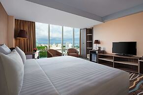 Swiss-Belhotel Waterfront Makassar