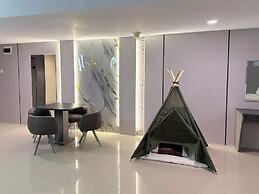 Swiss-Belhotel Waterfront Makassar