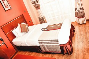 After 40 Hotel