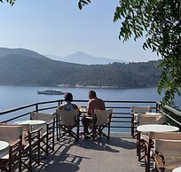 Nafsika Sea View Apartments