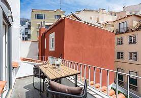Ama Apartments