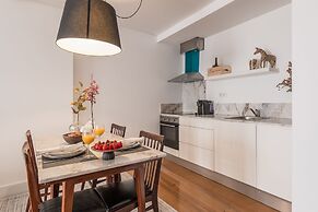Ama Apartments