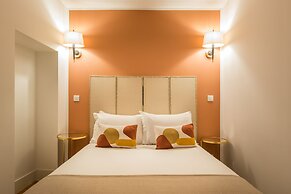Ama Apartments