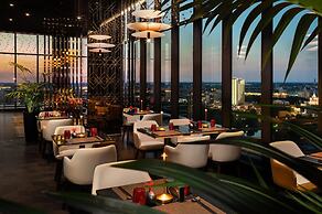 DoubleTree by Hilton Hotel Minsk